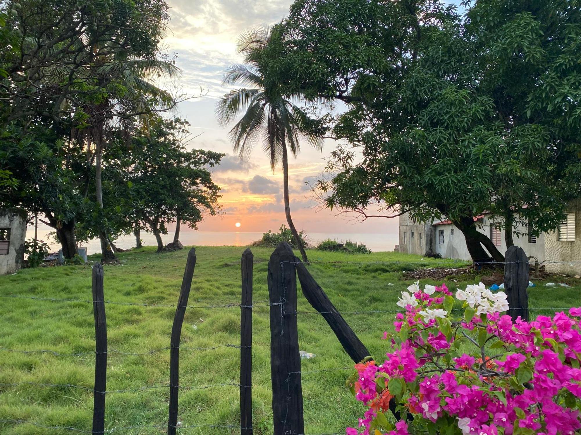 Elegante Apartamento A 100 Mts La Playa De Los Minos Rsj Río San Juan Exterior foto